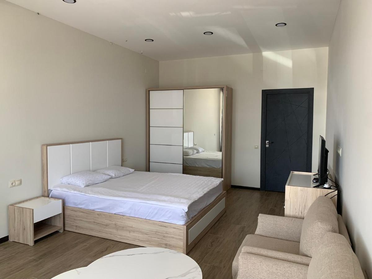Hotel Ashot Erkat Sewan Exterior foto
